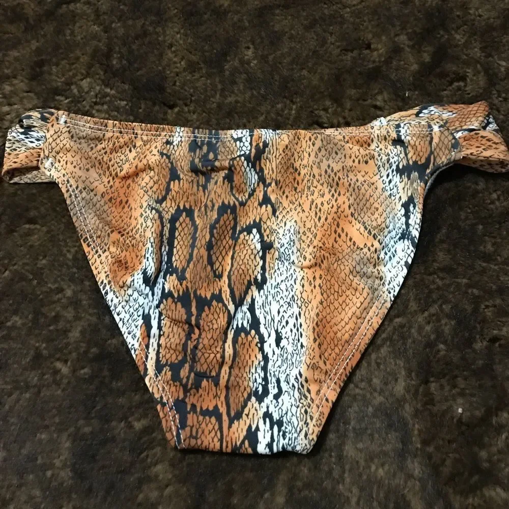L*Space Full Cut Bikini‎ Bottoms nwot
